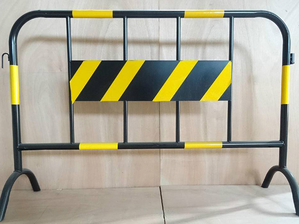 鐵馬護(hù)欄圖片6