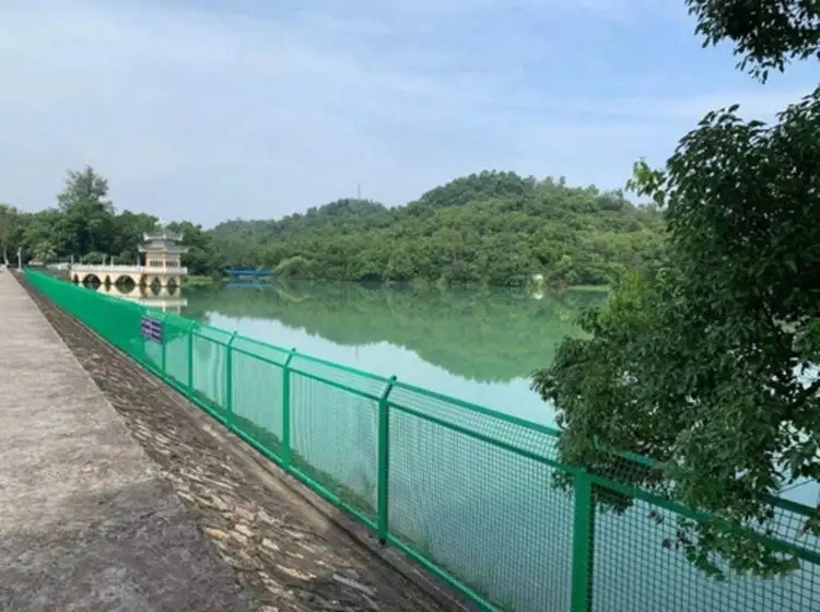 守護環(huán)境:營造健康水源地的護欄網(wǎng)